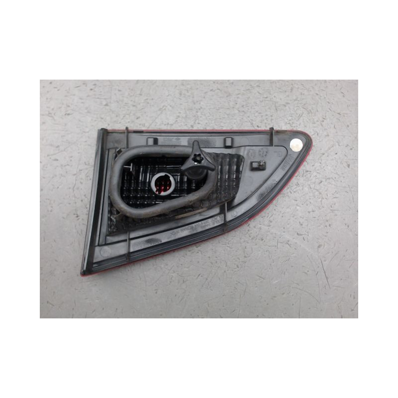 FEU ARRIERE INTERIEUR GAUCHE RENAULT MEGANE
