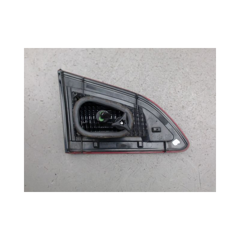 FEU ARRIERE INTERIEUR DROIT RENAULT MEGANE