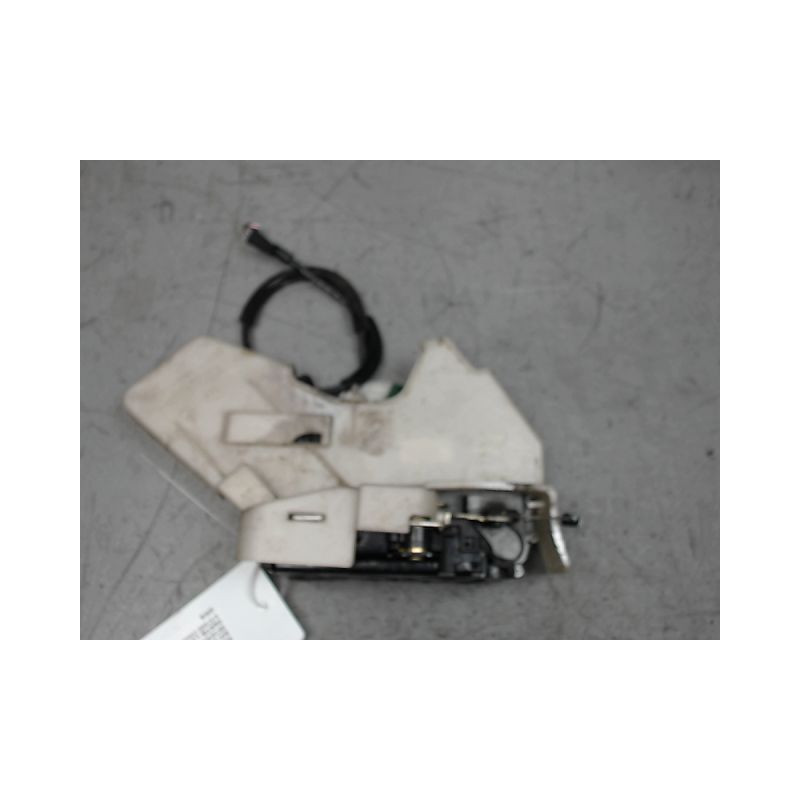 SYSTEME CONDAMNATION ARRIERE GAUCHE VOLKSWAGEN GOLF IV 98-2004