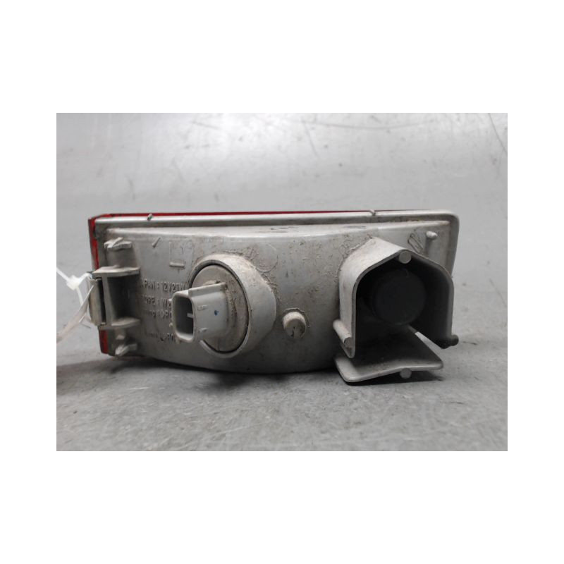 FEU BROUILLARD ARRIERE GAUCHE TOYOTA YARIS -2003