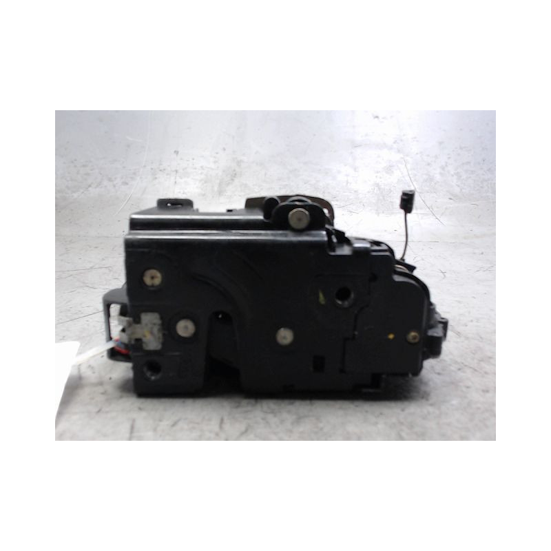 SYSTEME CONDAMNATION ARRIERE GAUCHE VOLKSWAGEN GOLF IV 98-2004