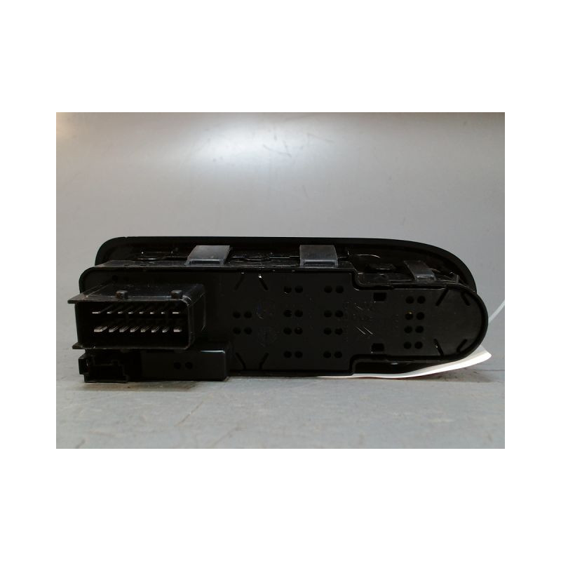 COMMANDE LEVE-GLACE PORTE AVG CITROEN C3