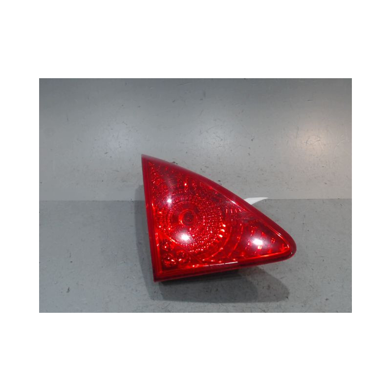 FEU ARRIERE INTERIEUR GAUCHE PEUGEOT 3008