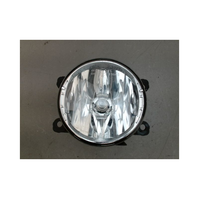 PHARE ANTIBROUILLARD AVANT DROIT RENAULT CLIO