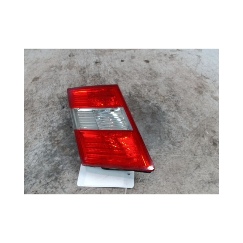 FEU ARRIERE INTERIEUR GAUCHE MERCEDES CLASSE C COUPE SPORT 2004-
