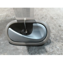 POIGNEE INTERIEURE PORTE AVANT DROIT RENAULT TWINGO 2 2010-
