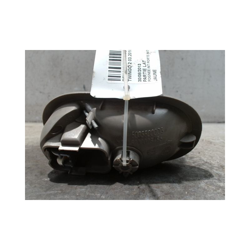 POIGNEE INTERIEURE PORTE AVANT DROIT RENAULT TWINGO 2 2010-