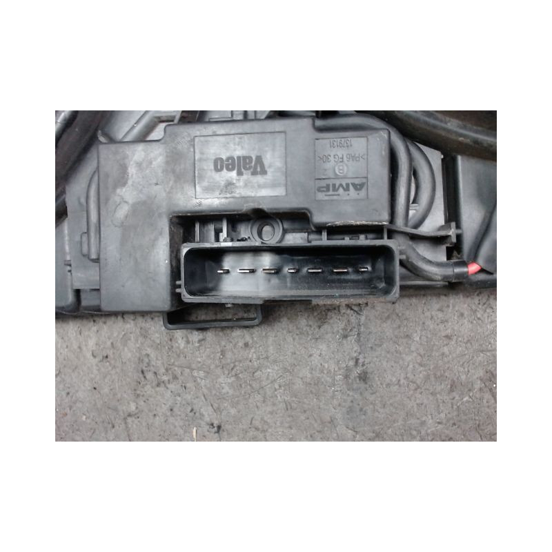 SUPPORT DE VENTILATEUR OPEL VECTRA 2005-