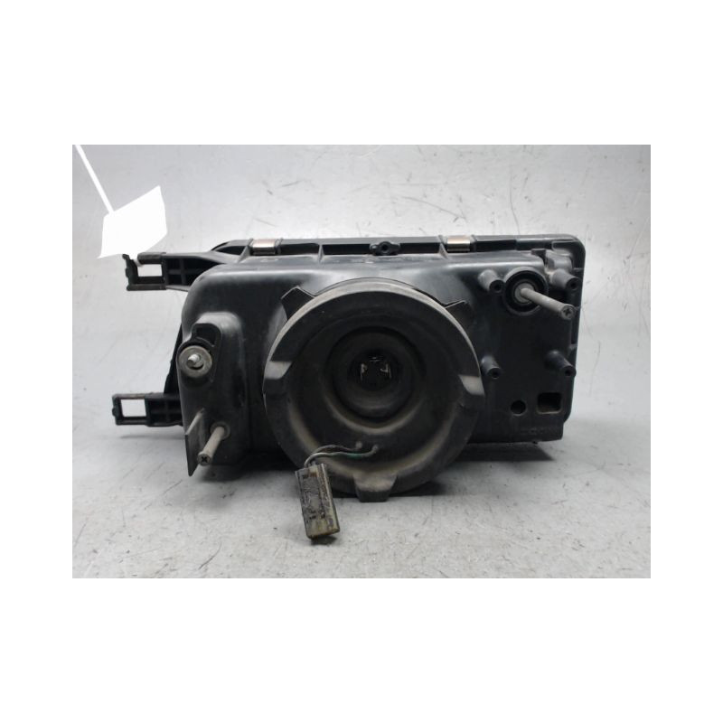 PHARE DROIT NISSAN SUNNY 87-91
