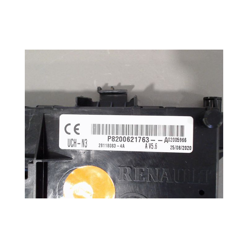 BOITIER GESTION HABITACLE RENAULT CLIO