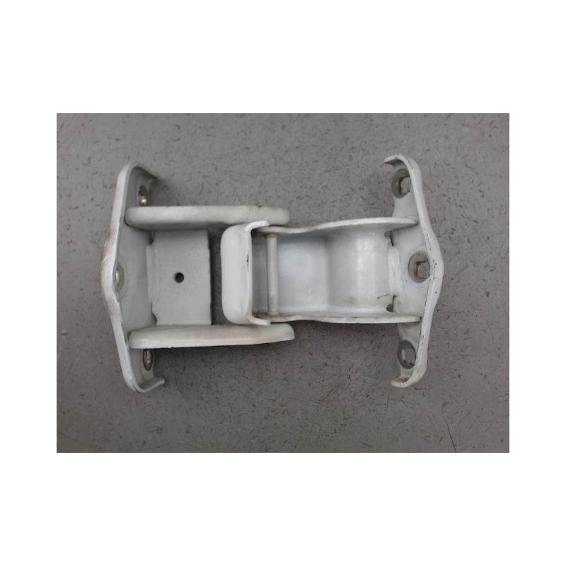 CHARNIERE INF PORTE BATTANTE ARD RENAULT TRAFIC