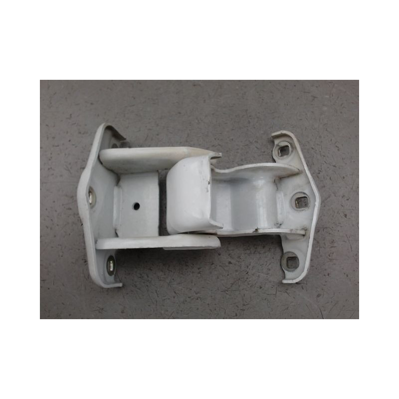 CHARNIERE SUP PORTE BATTANTE ARG RENAULT TRAFIC