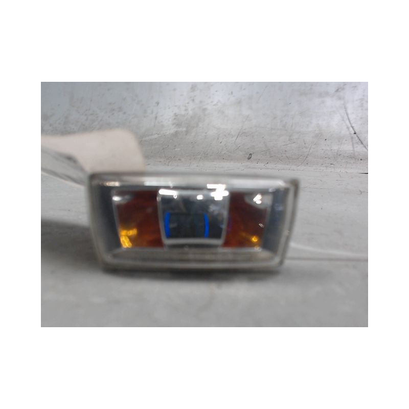 REPETITEUR AILE GAUCHE OPEL MERIVA