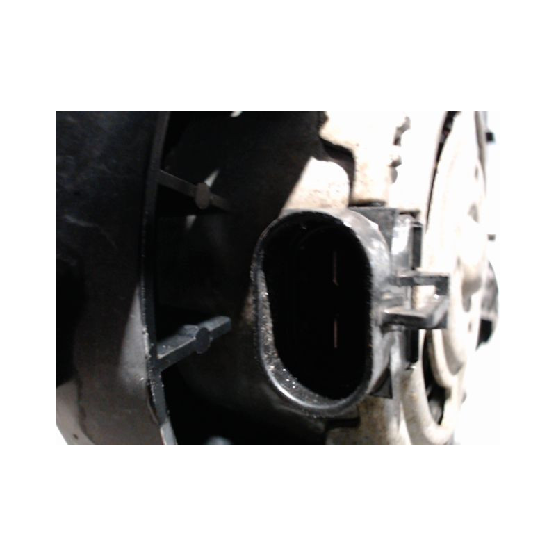 MOTEUR VENTILATEUR RADIATEUR OPEL CORSA 2010-