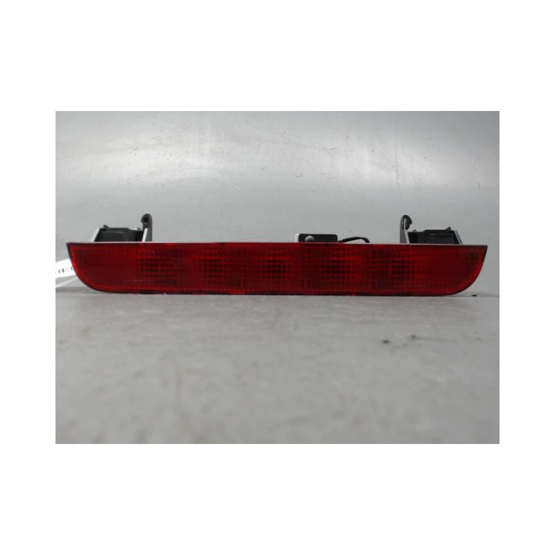 FEUX STOP SUPPLEMENTAIRE NISSAN X-TRAIL