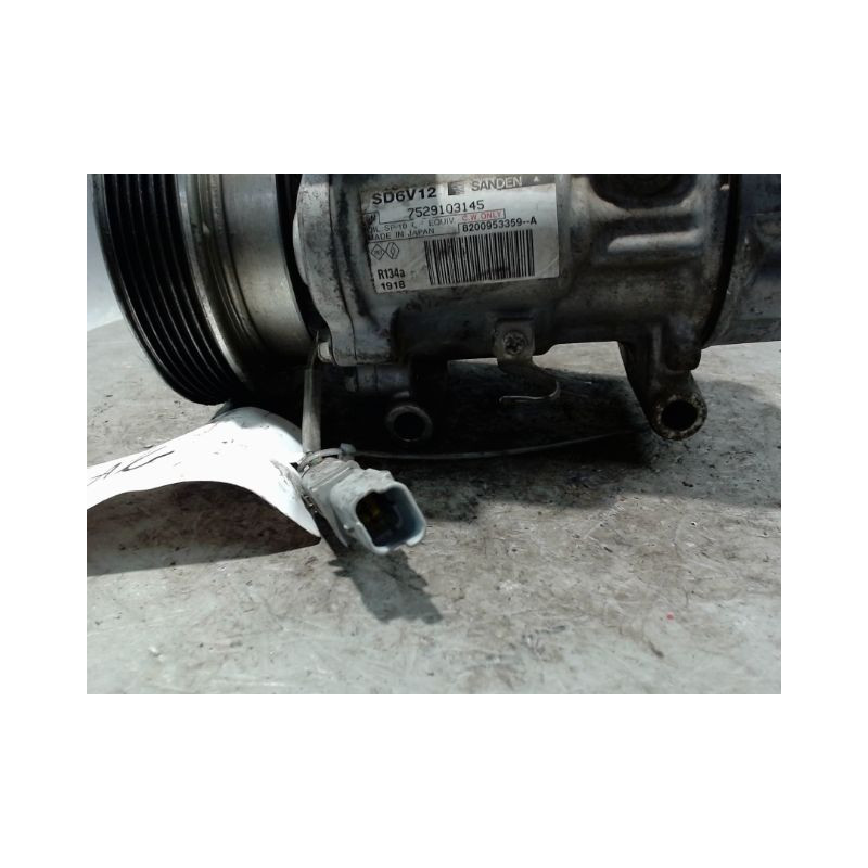 COMPRESSEUR AIR CONDITIONNE RENAULT CLIO III 2010-
