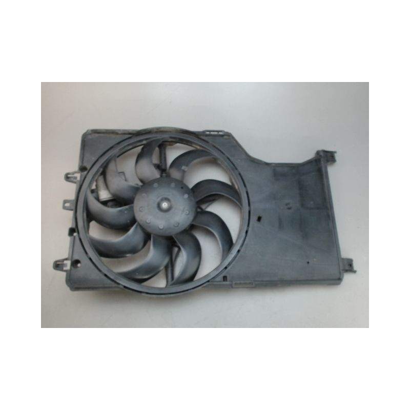 MOTEUR VENTILATEUR RADIATEUR OPEL CORSA
