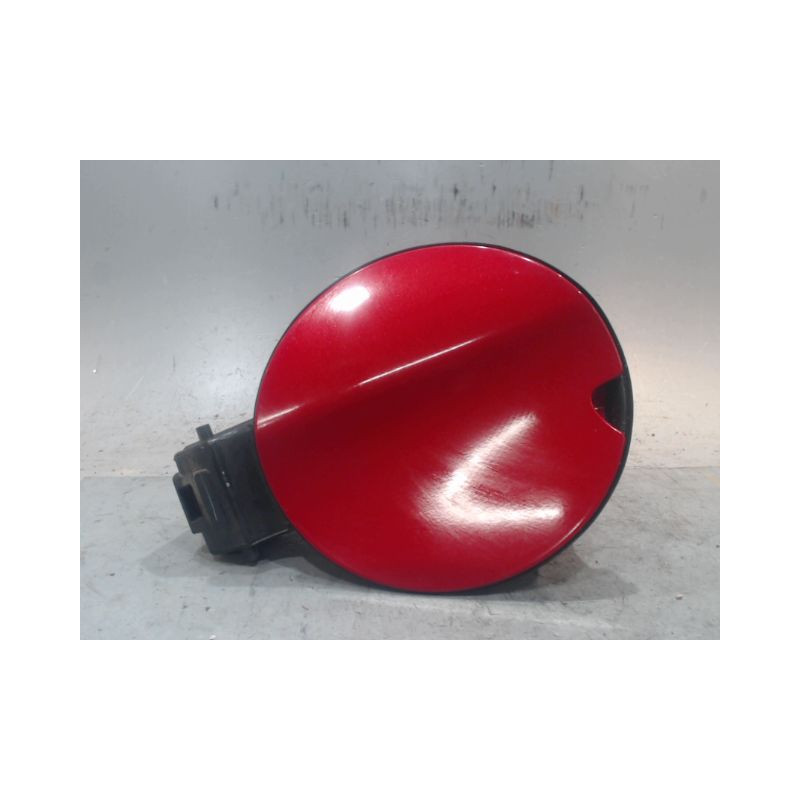 VOLET DE TRAPPE CARBURANT PEUGEOT 2008