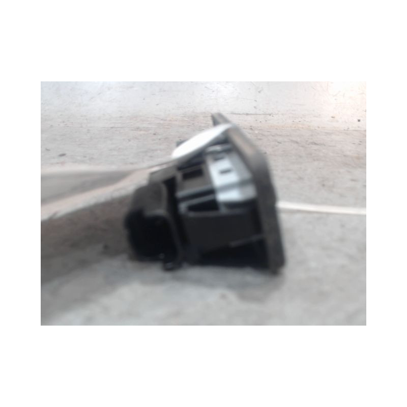 POIGNEE EXTERIEURE HAYON PEUGEOT 2008