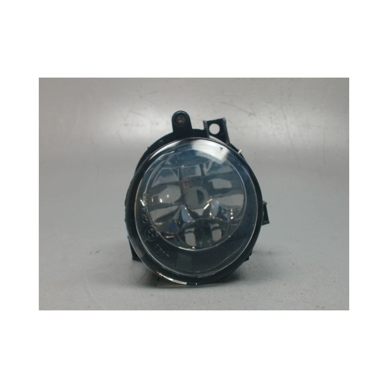 PHARE ANTIBROUILLARD AVANT DROIT VOLKSWAGEN POLO