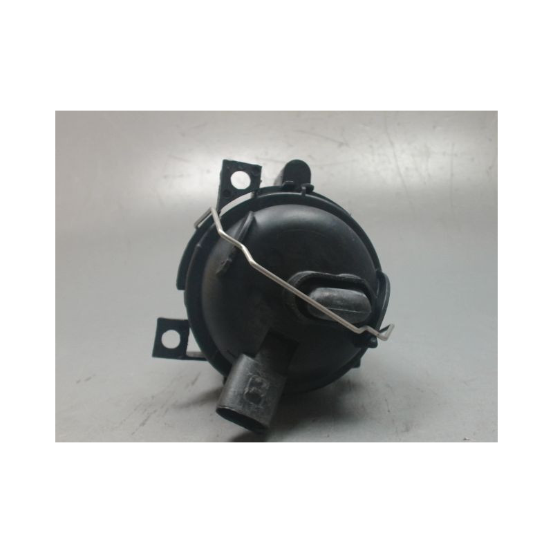 PHARE ANTIBROUILLARD AVANT DROIT VOLKSWAGEN POLO