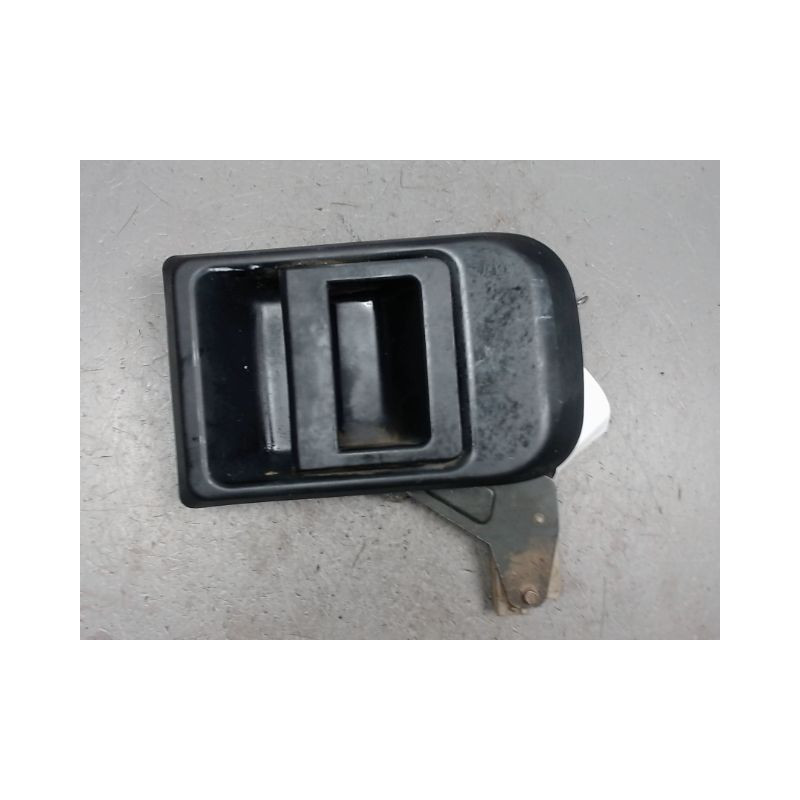 POIGNEE EXTERIEURE PORTE BATTANTE DROIT IVECO 35S10