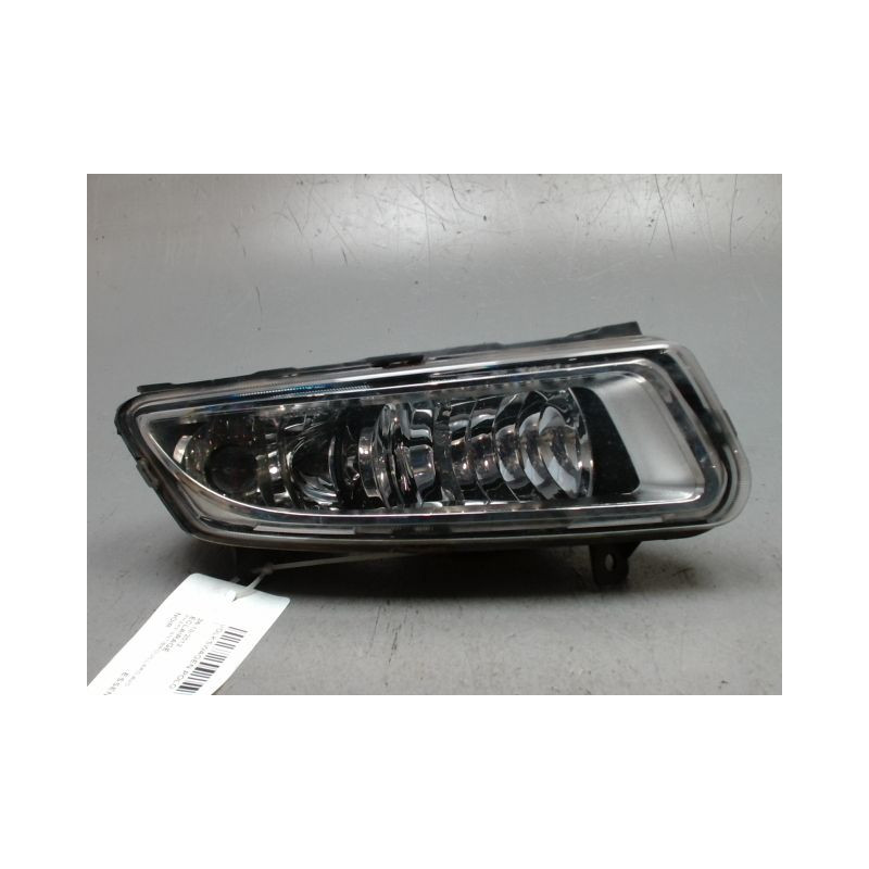 PHARE ANTIBROUILLARD AVANT DROIT VOLKSWAGEN POLO