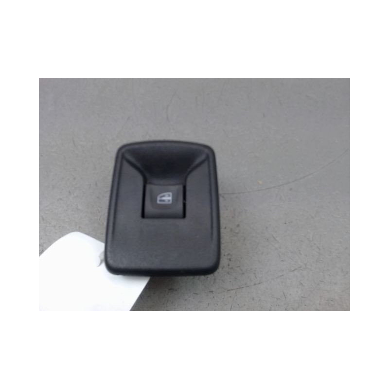 COMMANDE LEVE-GLACE PORTE AVD DACIA SANDERO II Phase 1 2012-...