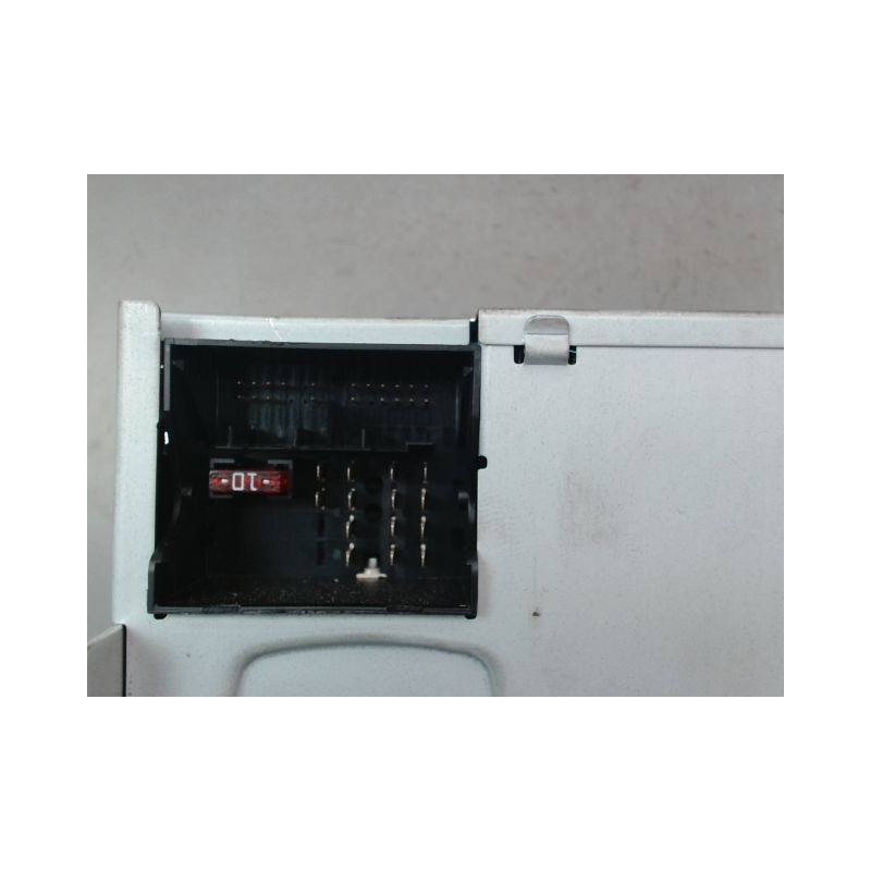 AUTORADIO VOLKSWAGEN PASSAT 2010-
