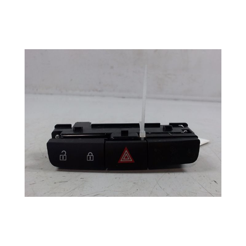 BOUTON DE WARNING OPEL INSIGNIA