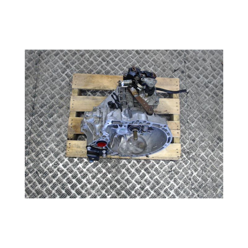 BOITE A VITESSE MECANIQUE PEUGEOT 107 1.4 HDi