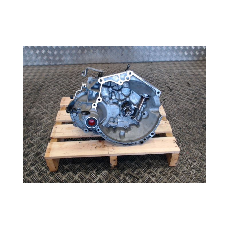 BOITE A VITESSE MECANIQUE PEUGEOT 206 1.1