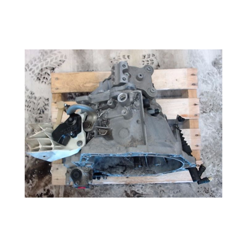 BOITE A VITESSE MECANIQUE PEUGEOT 207 1.6 HDi