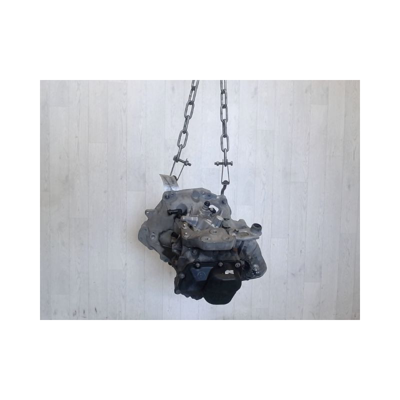 BOITE A VITESSE MECANIQUE OPEL CORSA 1.3 CDTI 