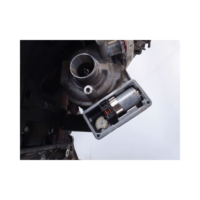 MOTEUR DIESEL PEUGEOT 407 COUPE 2.7 HDi