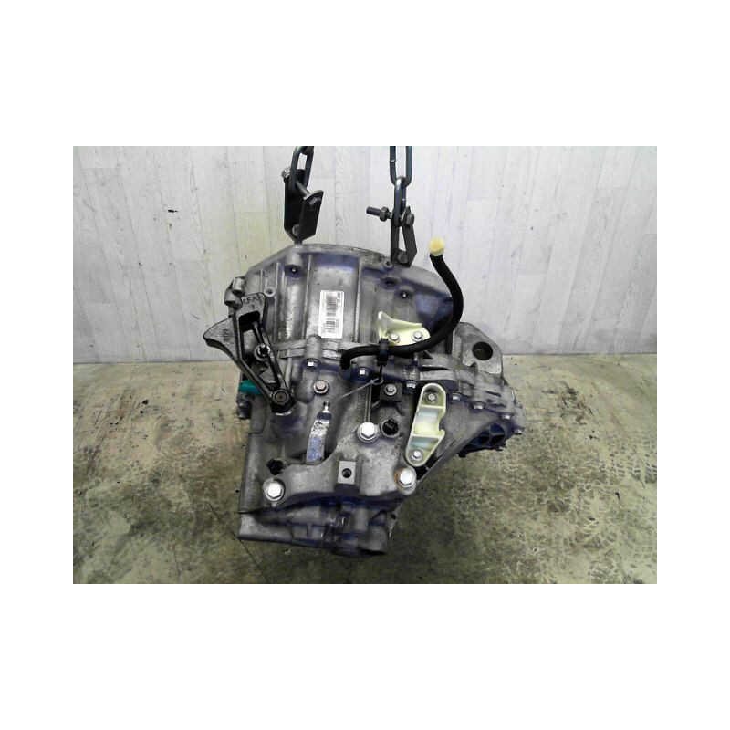 BOITE A VITESSE MECANIQUE RENAULT MEGANE 1.9 dCi 