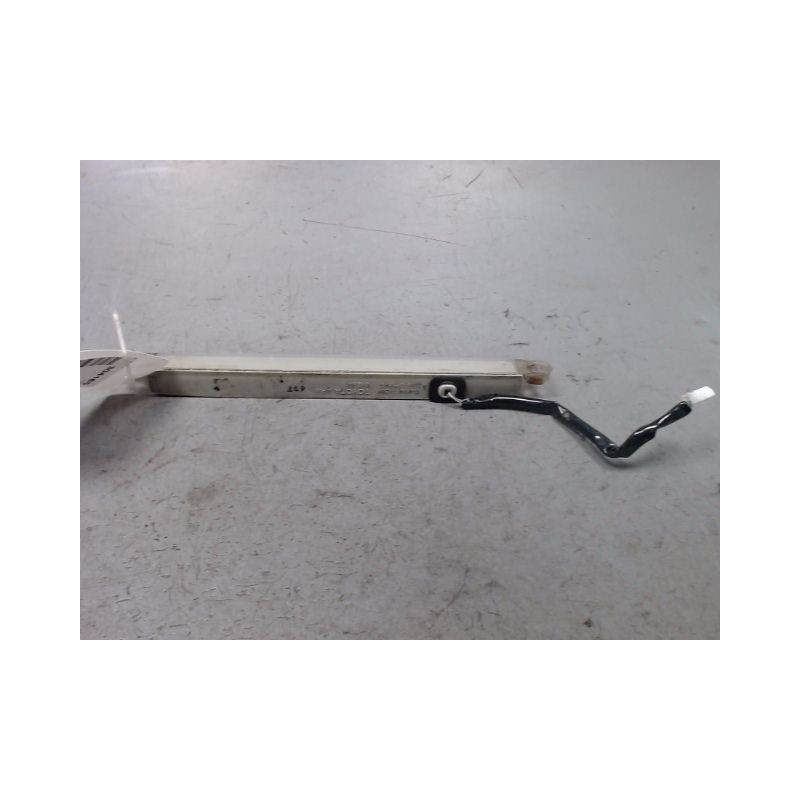 FEUX STOP SUPPLEMENTAIRE TOYOTA PRIUS 2004-