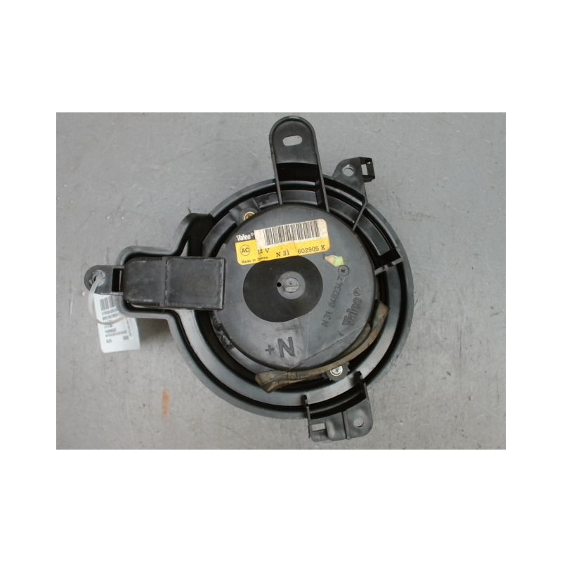 MOTEUR VENTILATEUR CHAUFFAGE CITROEN BERLINGO BREAK -2002