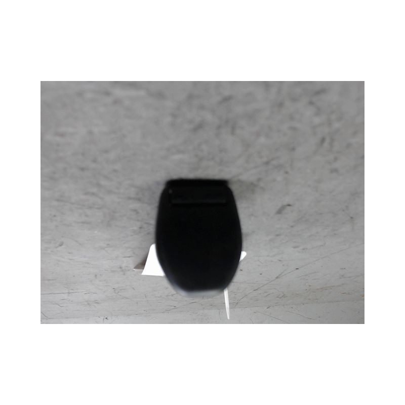 PRISE 12V AV RENAULT MEGANE