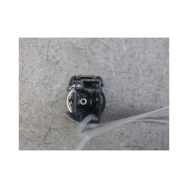 PRISE 12V AV RENAULT CAPTUR