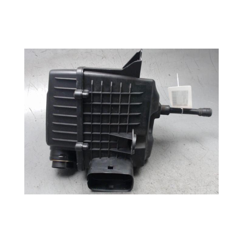 BOITIER FILTRE A AIR AUDI A1