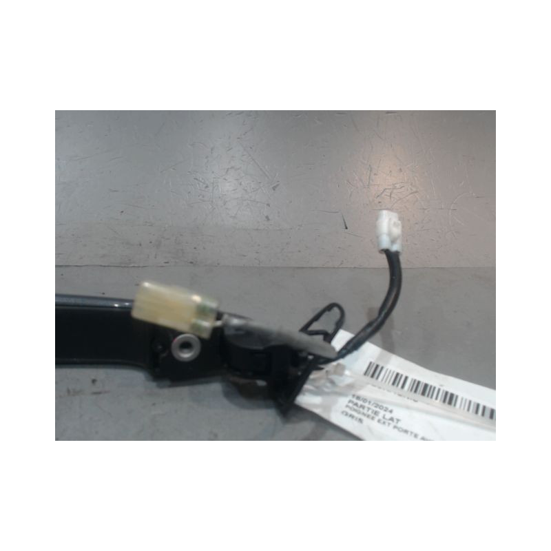 POIGNEE EXTERIEURE PORTE AVANT GAUCHE SUZUKI IGNIS