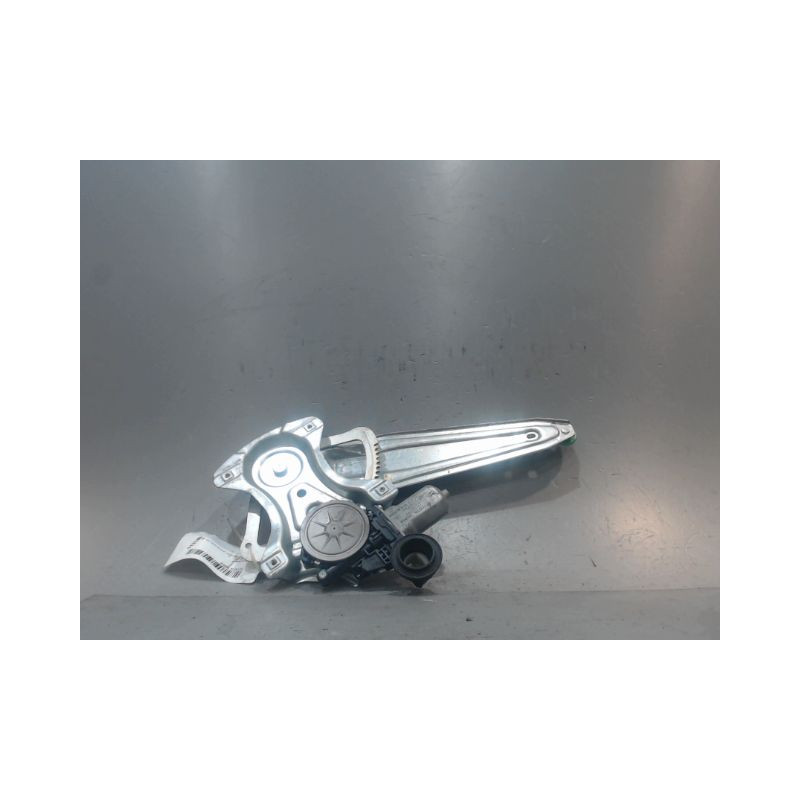 MECANISME+MOTEUR LEVE-GLACE ARRIERE DROIT TOYOTA YARIS