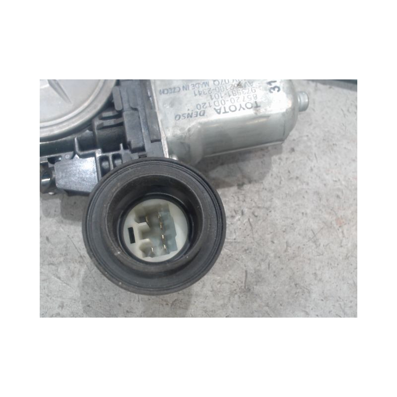 MECANISME+MOTEUR LEVE-GLACE ARRIERE DROIT TOYOTA YARIS