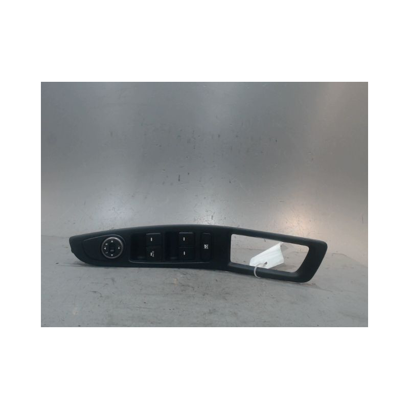 COMMANDE LEVE-GLACE PORTE AVG HYUNDAI I20