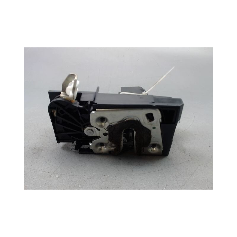 SYSTEME CONDAMNATION ARRIERE GAUCHE DACIA SANDERO 2008-