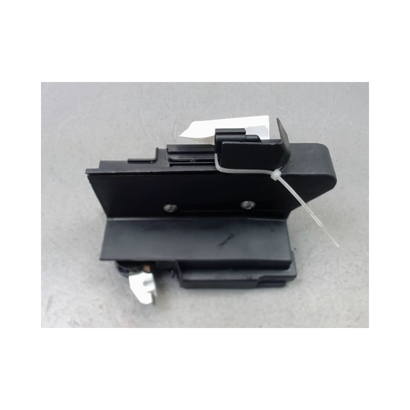 SYSTEME CONDAMNATION ARRIERE GAUCHE DACIA SANDERO 2008-