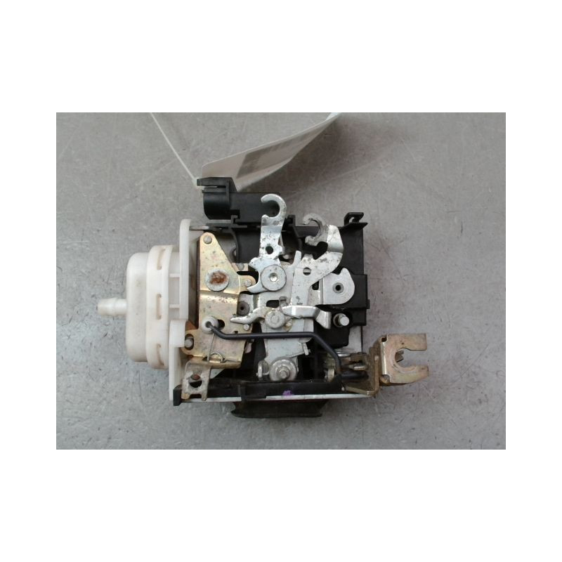 SYSTEME CONDAMNATION AVANT GAUCHE AUDI A4 AVANT I Phase 1 1996-1999