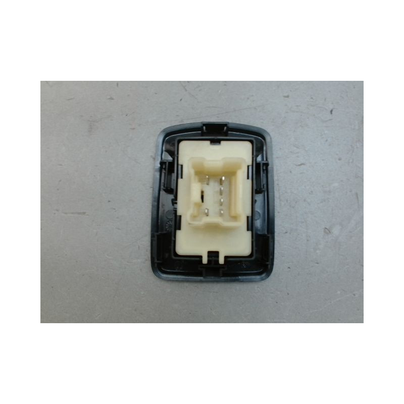 COMMANDE LEVE-GLACE PORTE AVD RENAULT KANGOO