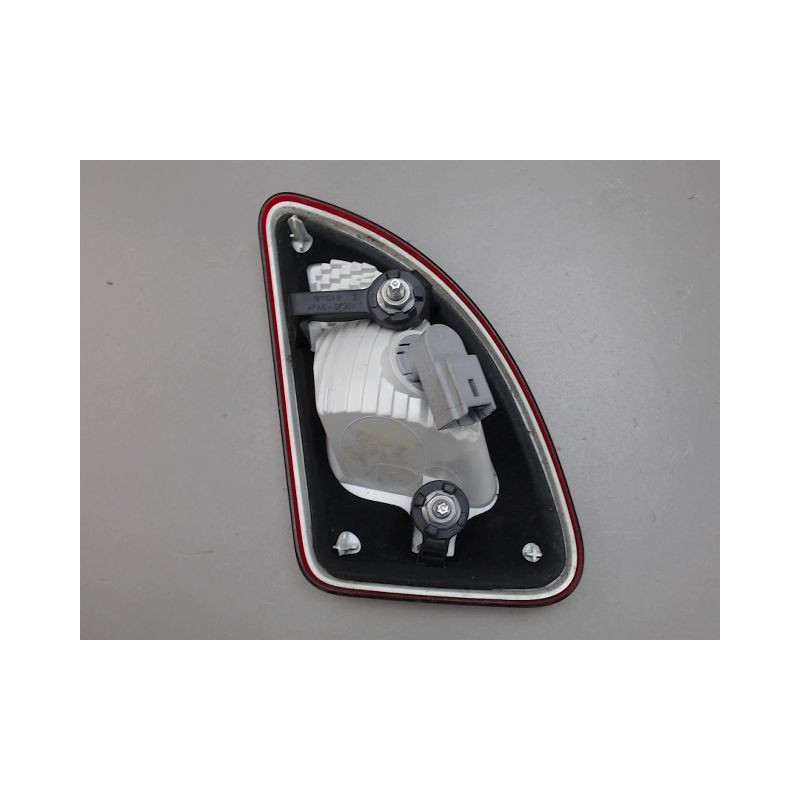 FEU ARRIERE INTERIEUR DROIT RENAULT TWINGO